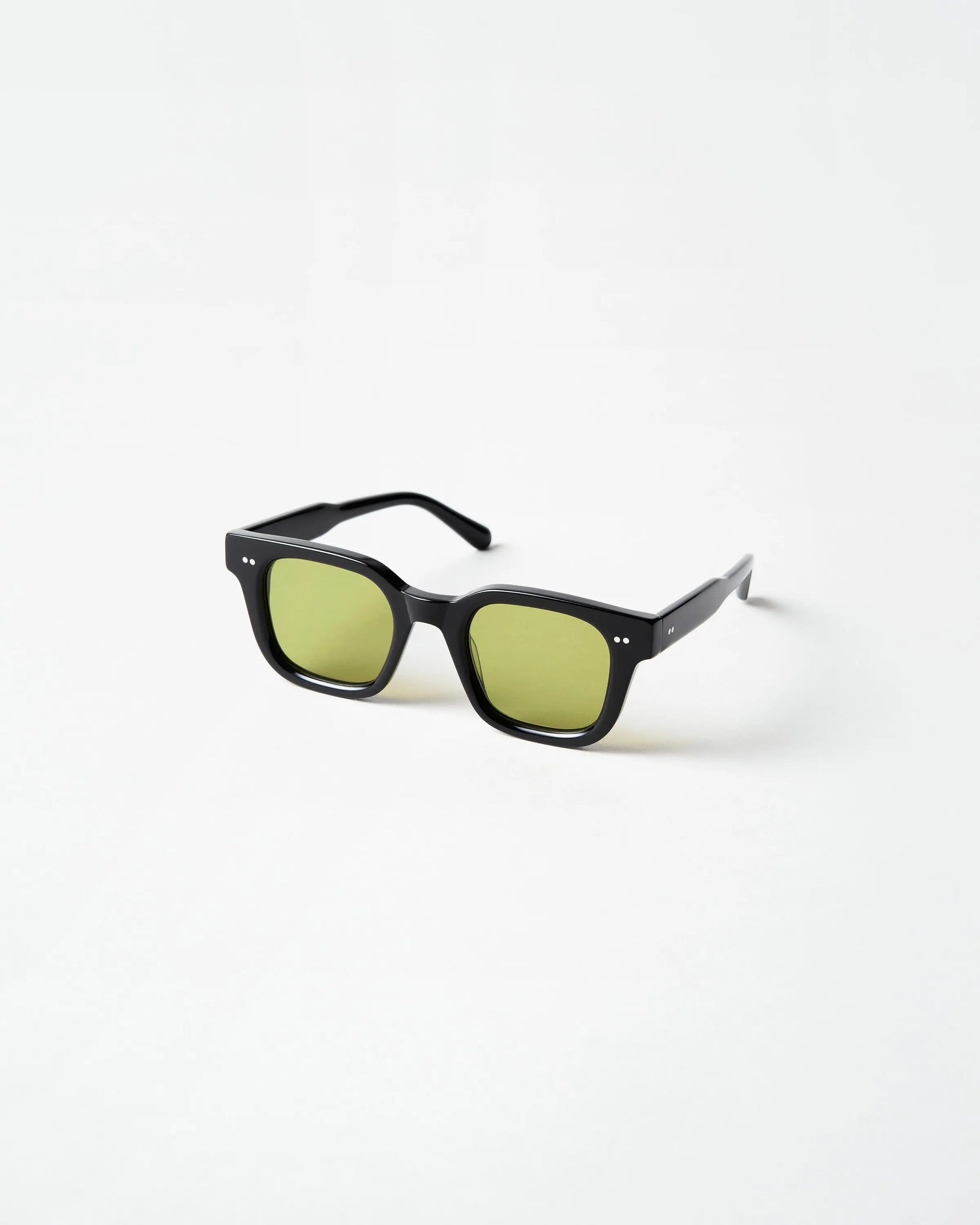 04 Lab Black Olive