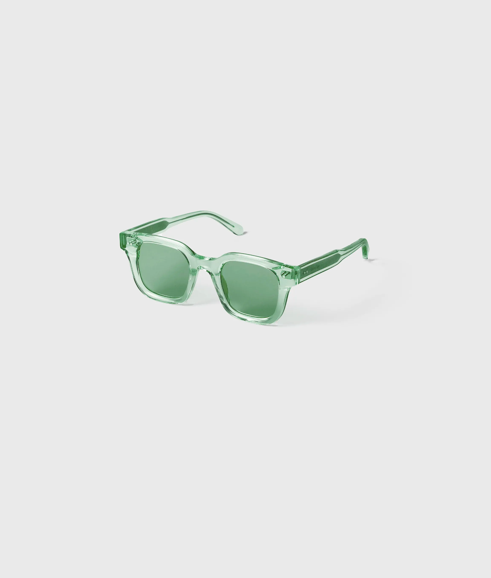 04 LIGHT GREEN