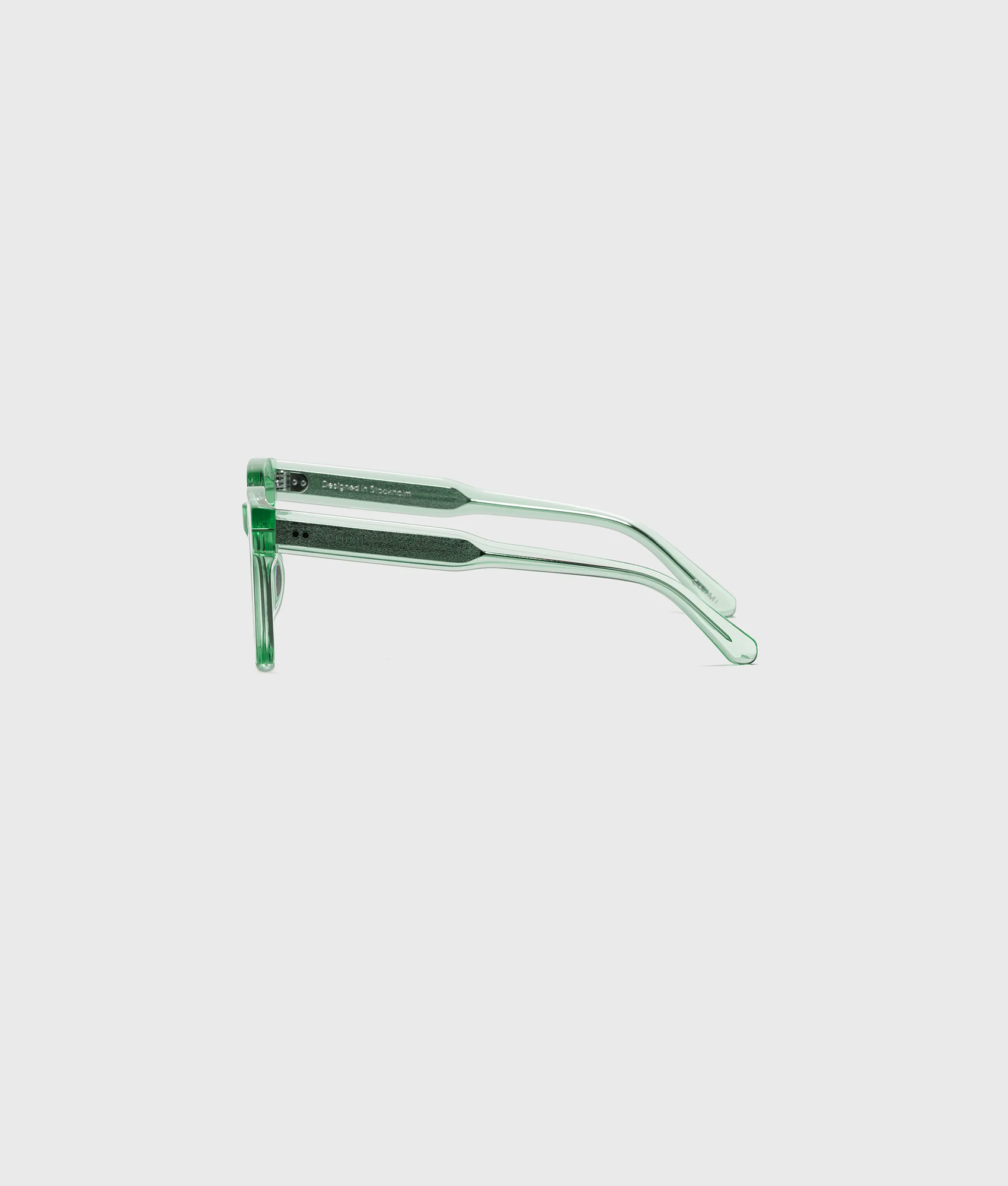 04 LIGHT GREEN