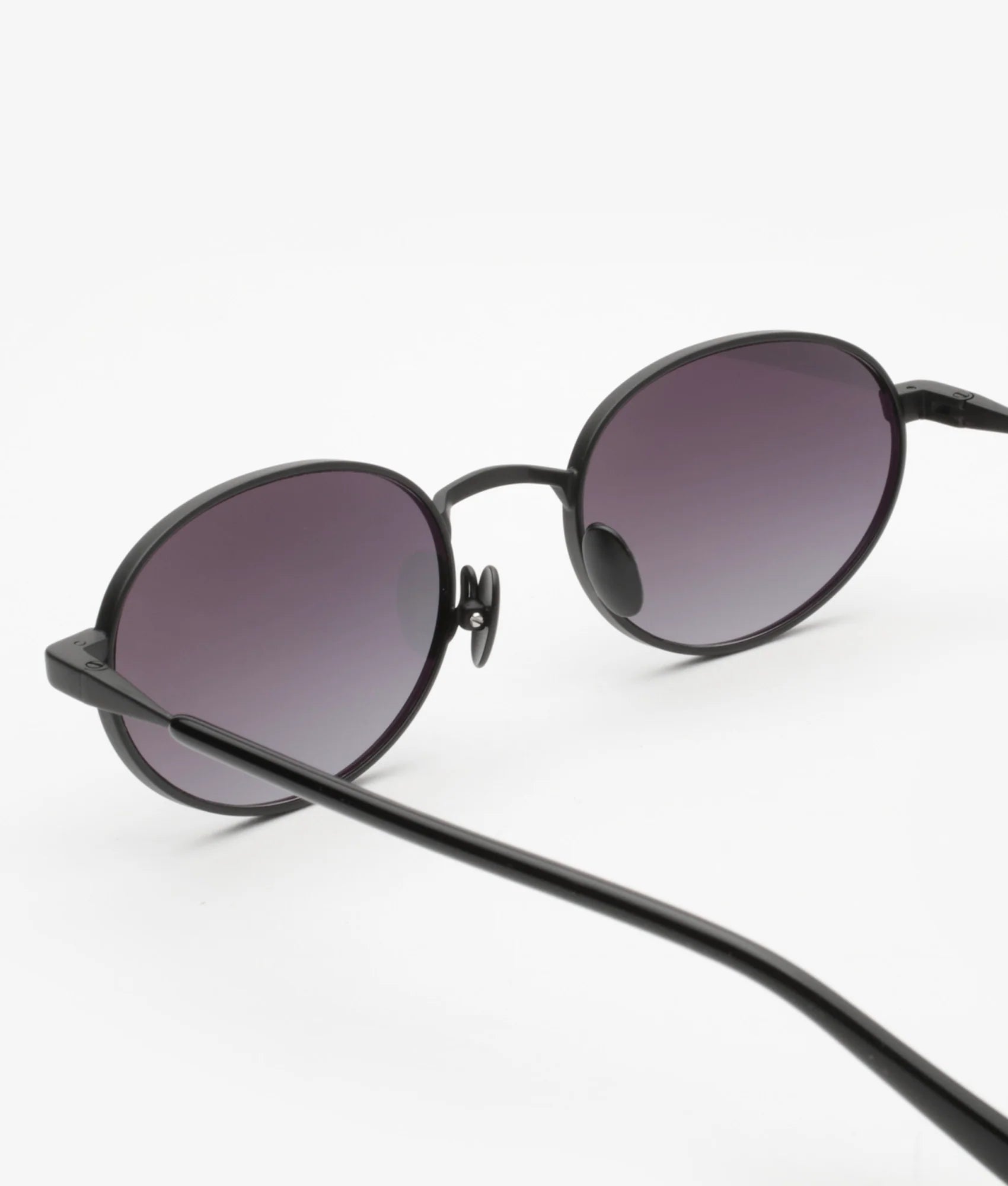 JADE MATTE BLACK