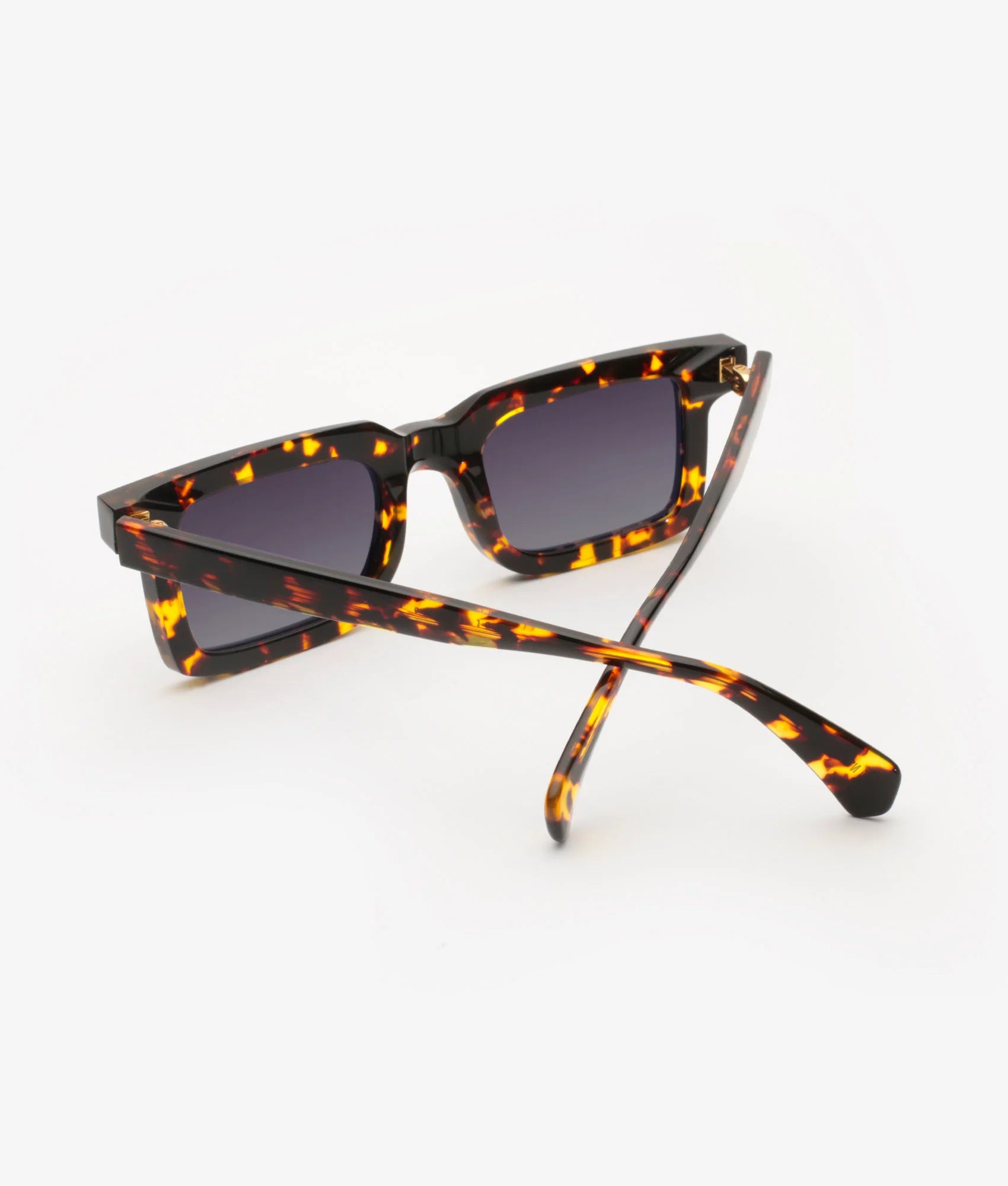 RARE HAVANA FLAME